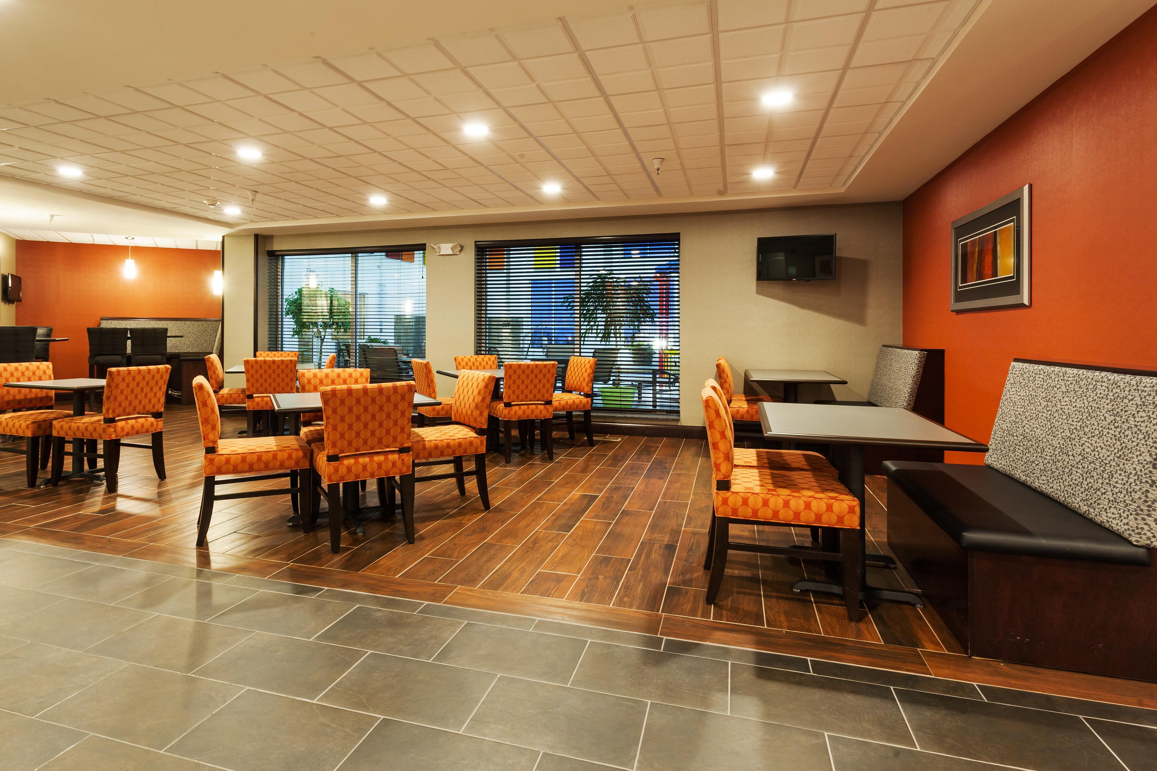 Holiday Inn Express & Suites Rapid City By Ihg Kültér fotó